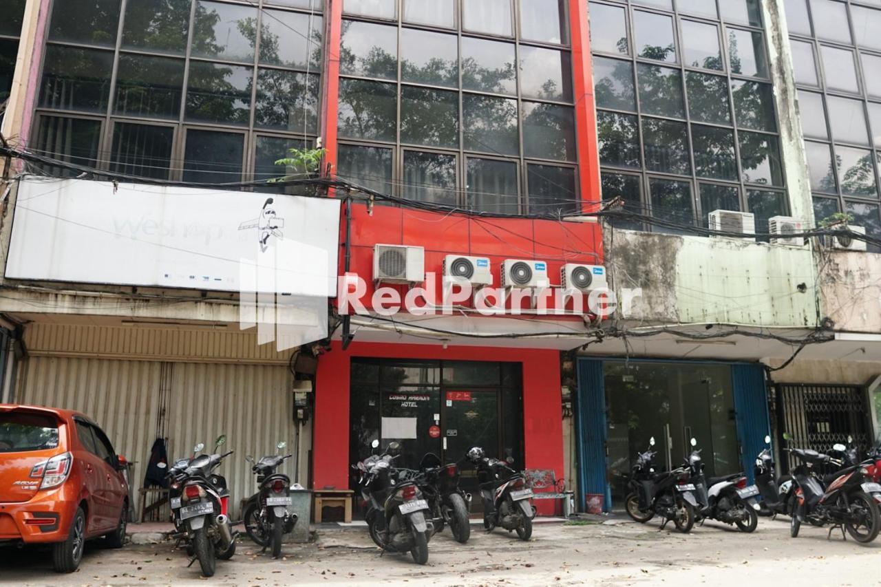 Cosmo Harmoni Redpartner Hotel 2*