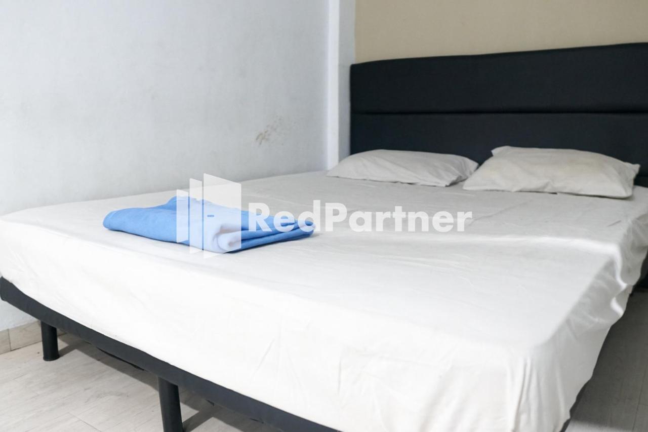 Cosmo Harmoni Redpartner Hotel Jakarta