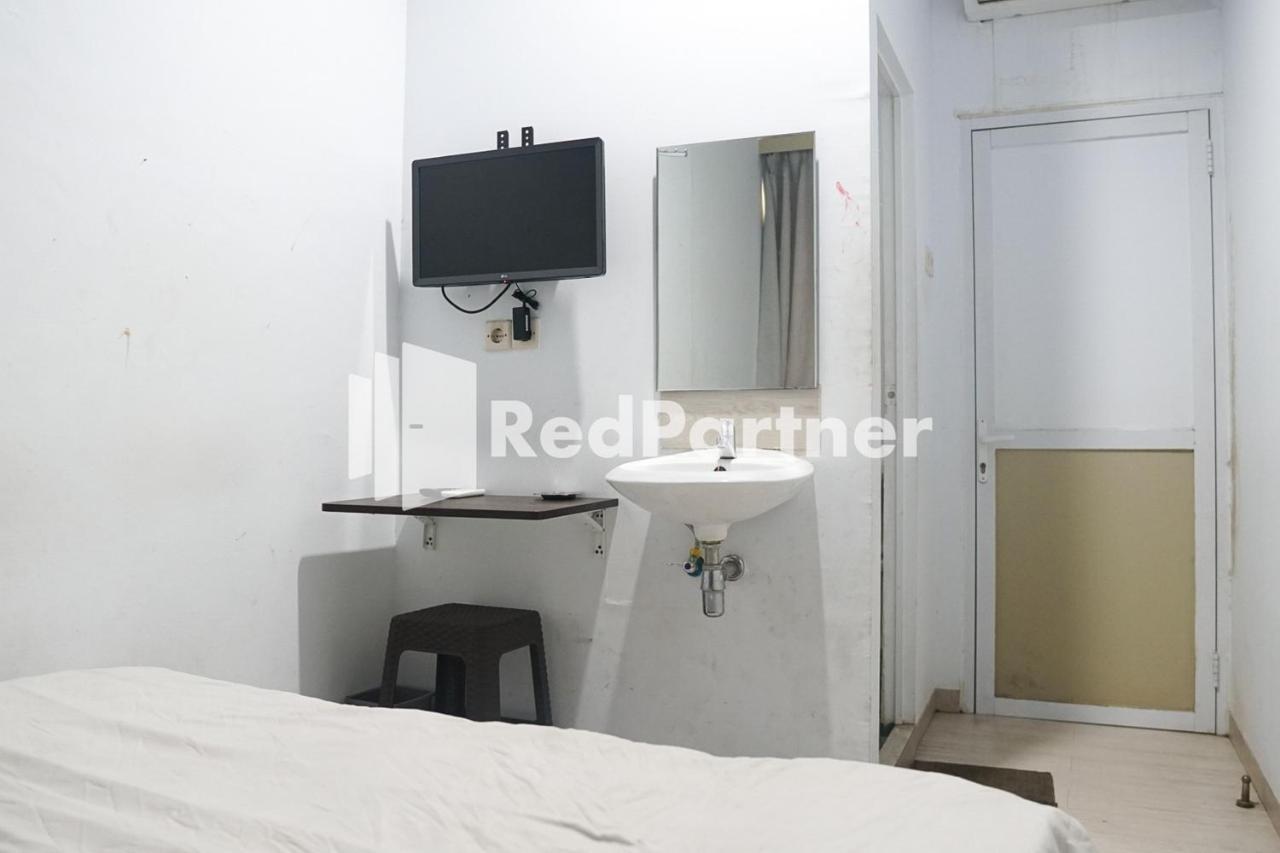 Hotel Cosmo Harmoni Redpartner 2*
