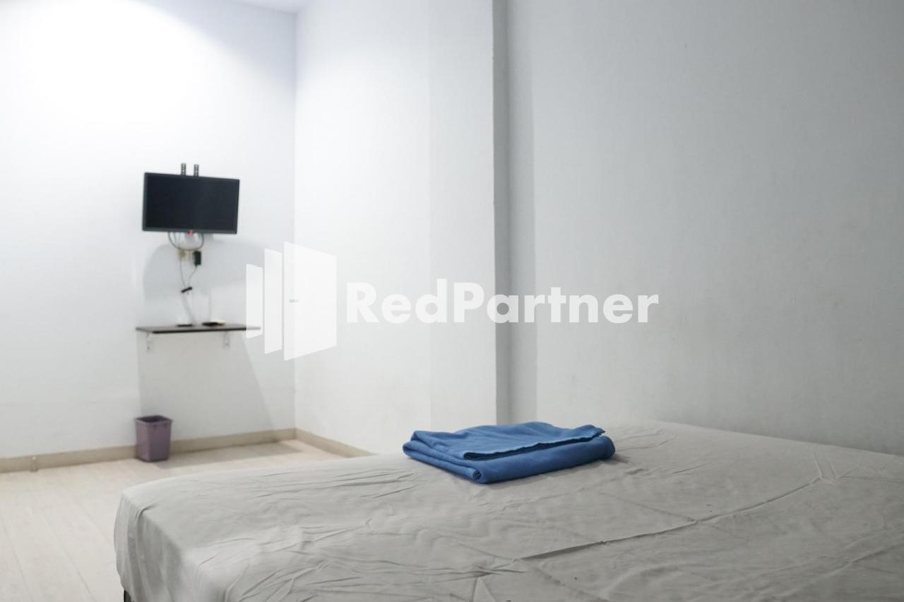 Hotel Cosmo Harmoni Redpartner Jakarta
